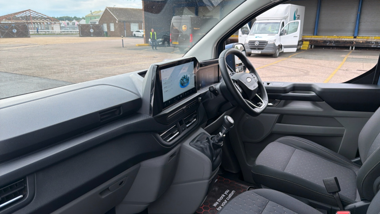 Ford Transit Custom 300 L1 Diesel Fwd 2.0 EcoBlue 136ps H1 Van Limited